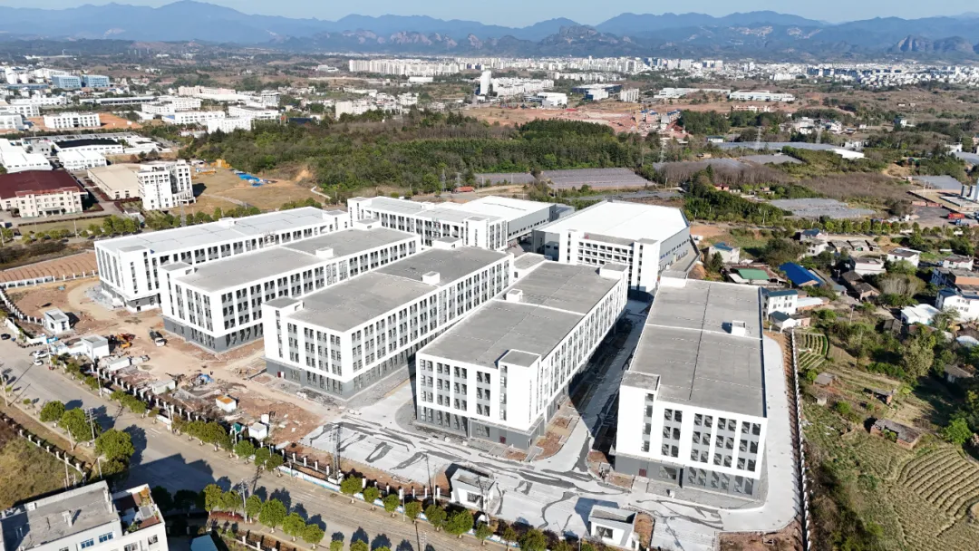 聚力項目落地攻堅 | 筑巢引鳳優服務 福蓮產業園項目進入收尾階段
