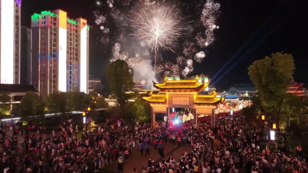 連城：干部群眾齊發力 點亮文旅新“夜”態